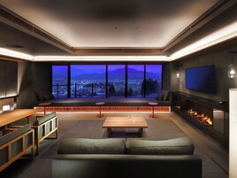 传统客房 (Japanese Style, Imperial Suite) | 客房内保险箱、免费 WiFi