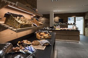 Desayuno buffet incluido todos los días