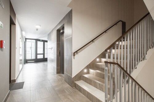 Sunny apartment with big private terrace & BBQ
