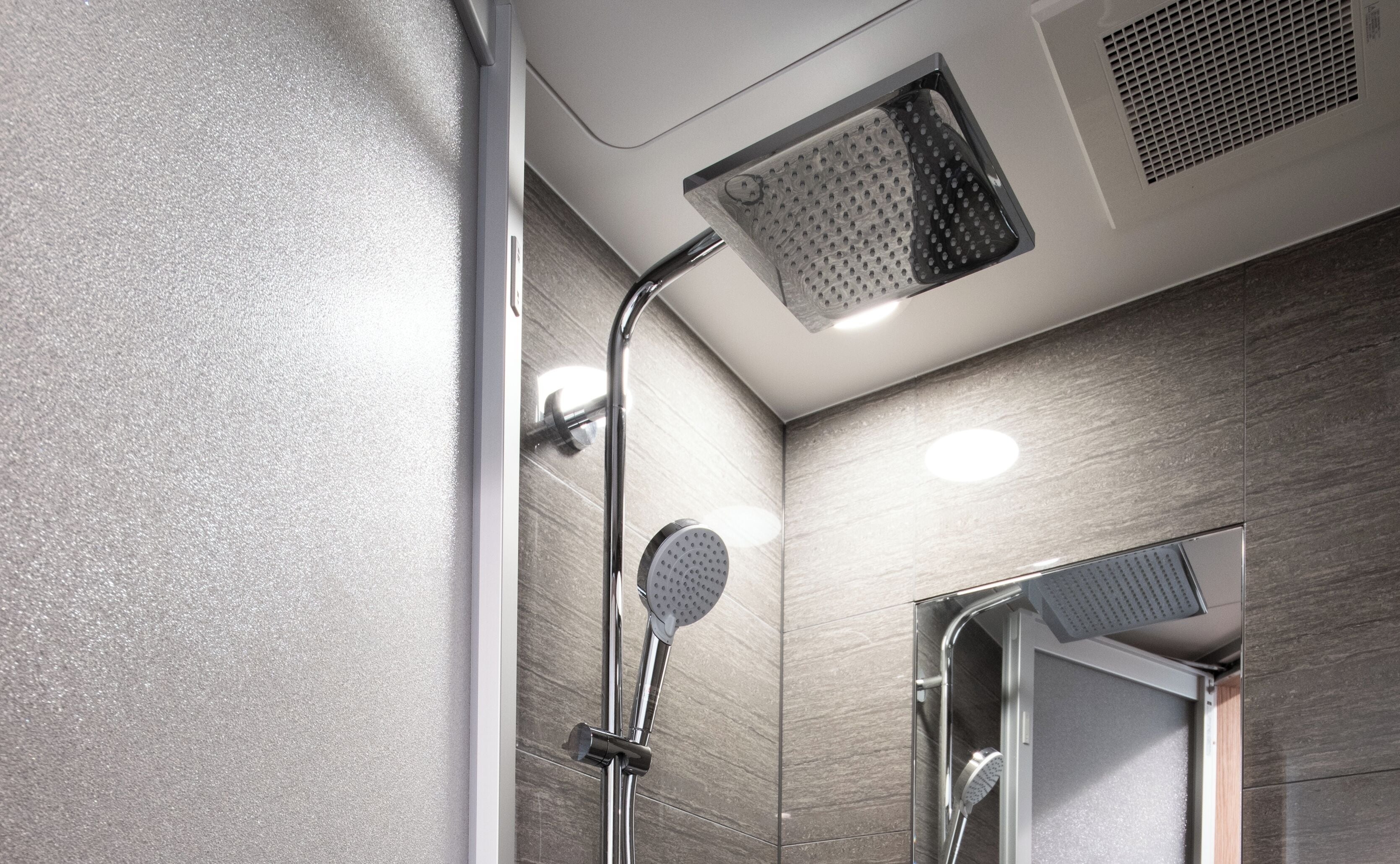 comfort double room, non smoking | bathroom shower