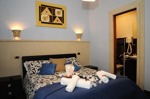 In-room safe, individually furnished, desk, iron/ironing board