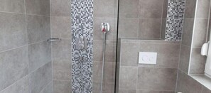 Bathroom shower - Anikol Apartments (Crikvenica)