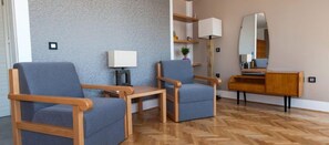 Appartement luxueux (Rosemary) | Literie de qualité, couette en duvet, lit avec matelas à plateau-coussin