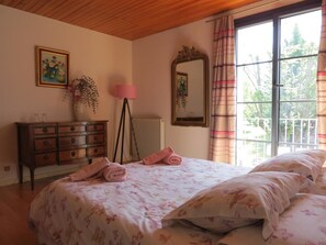 Dreibettzimmer (Abricot)