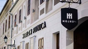 Front of property - Sobe Merlon (Osijek)