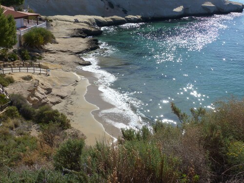 Villa private pool sea view 5 min walk, air conditioning, handicapped access 1 to 7P+2optional 