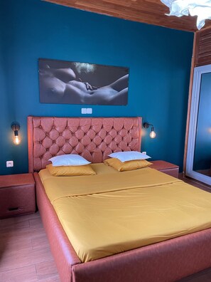 2 quartos, ferros/tábuas de passar roupa, Wi-Fi, roupa de cama