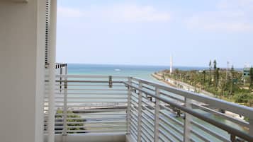 Standard Apartment, 2 Bedrooms, Ocean View | View from room