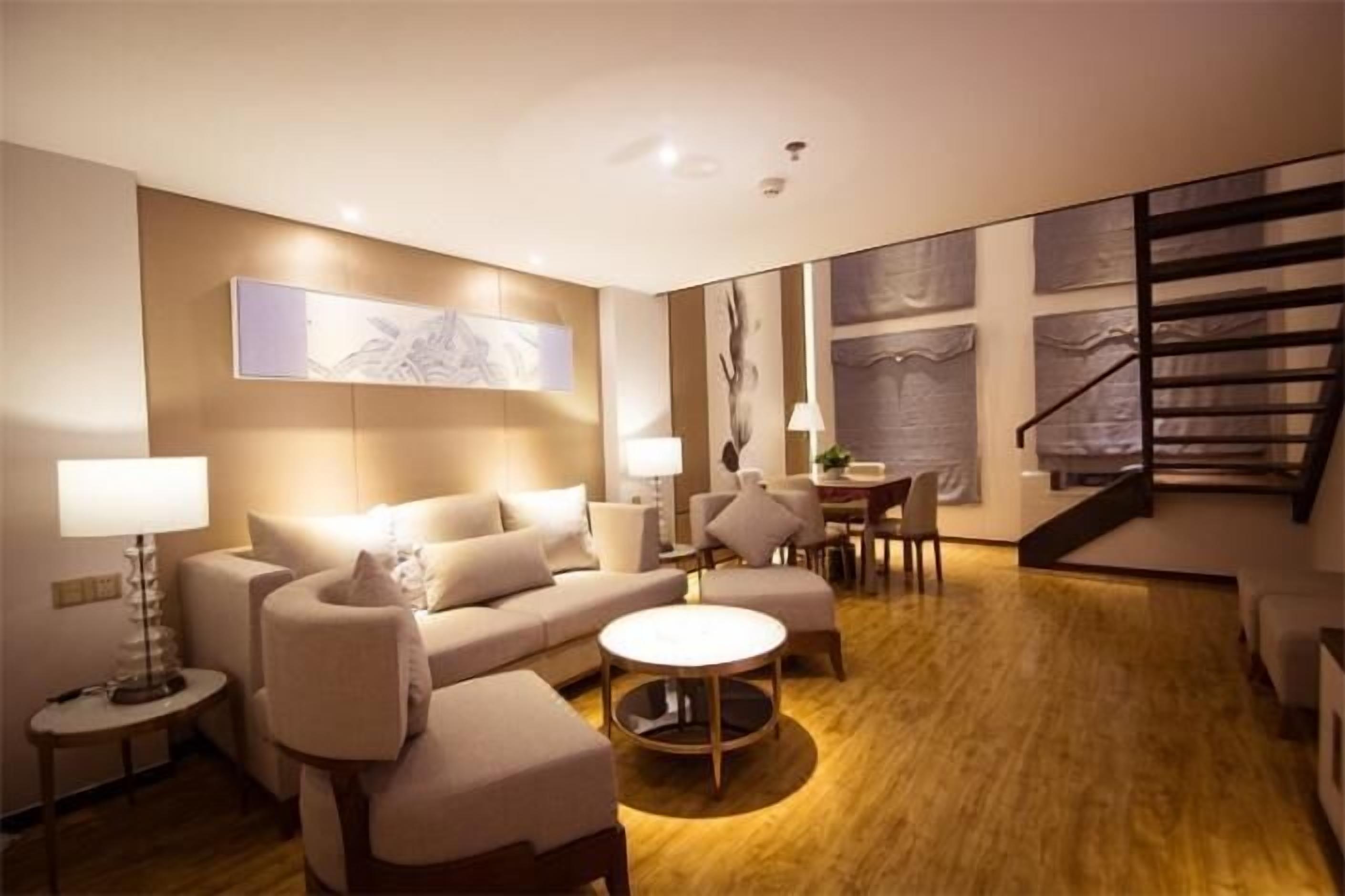 Superior Double Room | Living area | TV