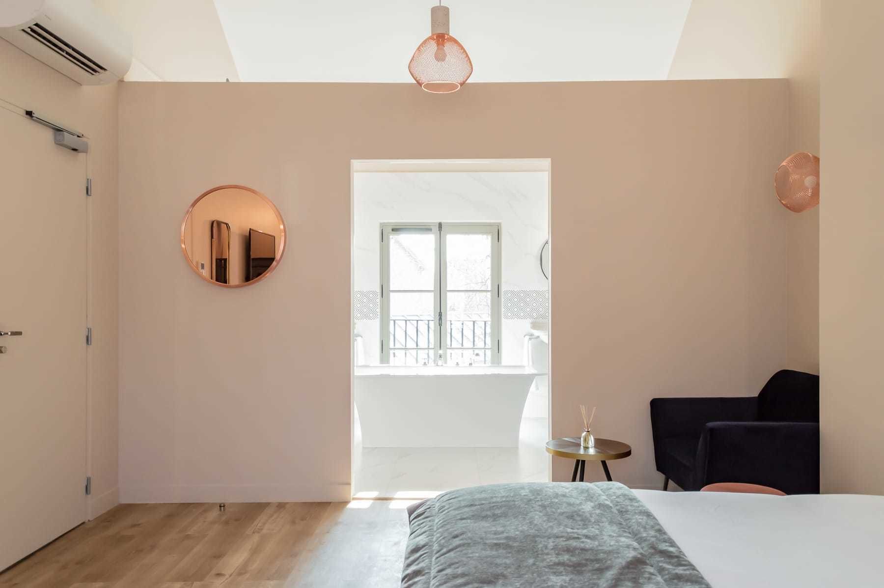 signature suite | 1 bedroom, premium bedding, in-room safe, individually decorated