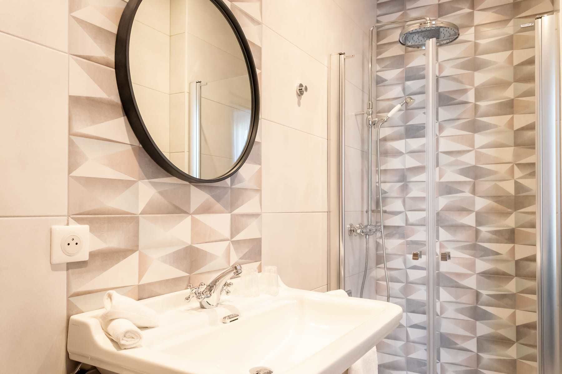 comfort room | bathroom sink