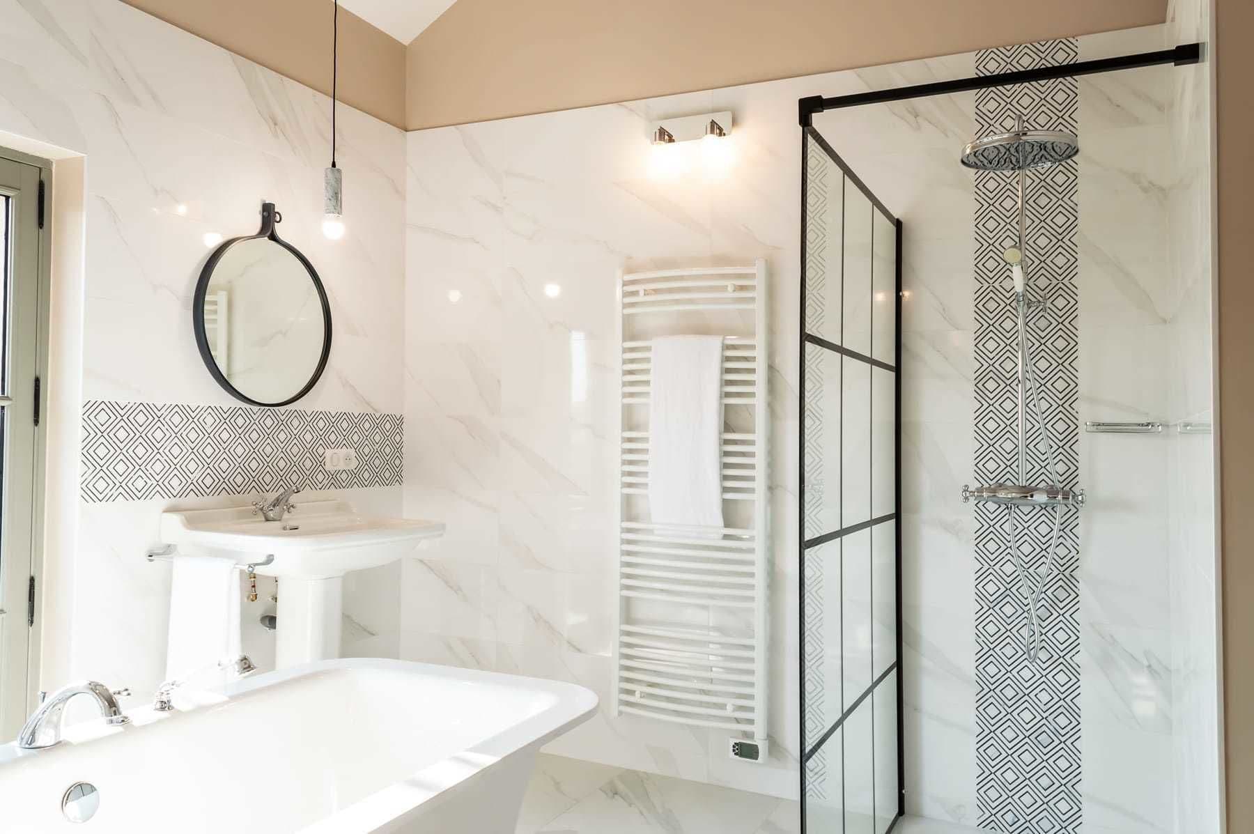 特色套房 | 浴室 | 免費梳洗用品、風筒、提供毛巾