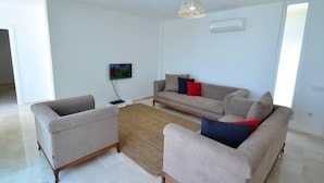 Panoramic Villa, 3 Bedrooms, Terrace | Living area