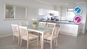 Familienapartment | Wohnbereich | Flachbildfernseher