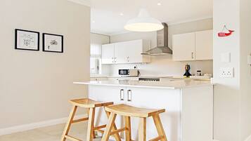 Apartment | Private kitchen | Fridge, microwave, oven, stovetop