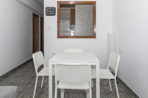 Dining - PRADO, A-7º-72 PK INT 83 (Cullera)