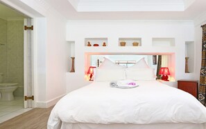 Apartment | Premium bedding, laptop workspace, iron/ironing board, free WiFi - Studio Apartment Fish Hoek Bay (Cape Town)