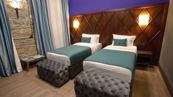 Minibar, desk, soundproofing, free WiFi