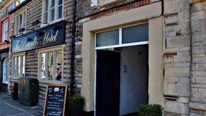 Exterior - The Portcullis Hotel (Bristol)