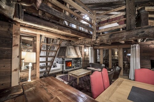 CHALET FARM FRUITIERE 200m from  ski lift Peisey Vallandry