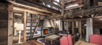 Wunderschönes Penthouse unter dem Dach eines Bauernhauses, 200 m von den Aufzügen entfernt