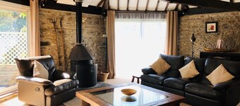 Cornwall Cottages - Helscott Barns