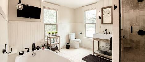 Deluxe-Apartment, eigenes Bad, Stadtblick (Studio 555) | Badezimmer