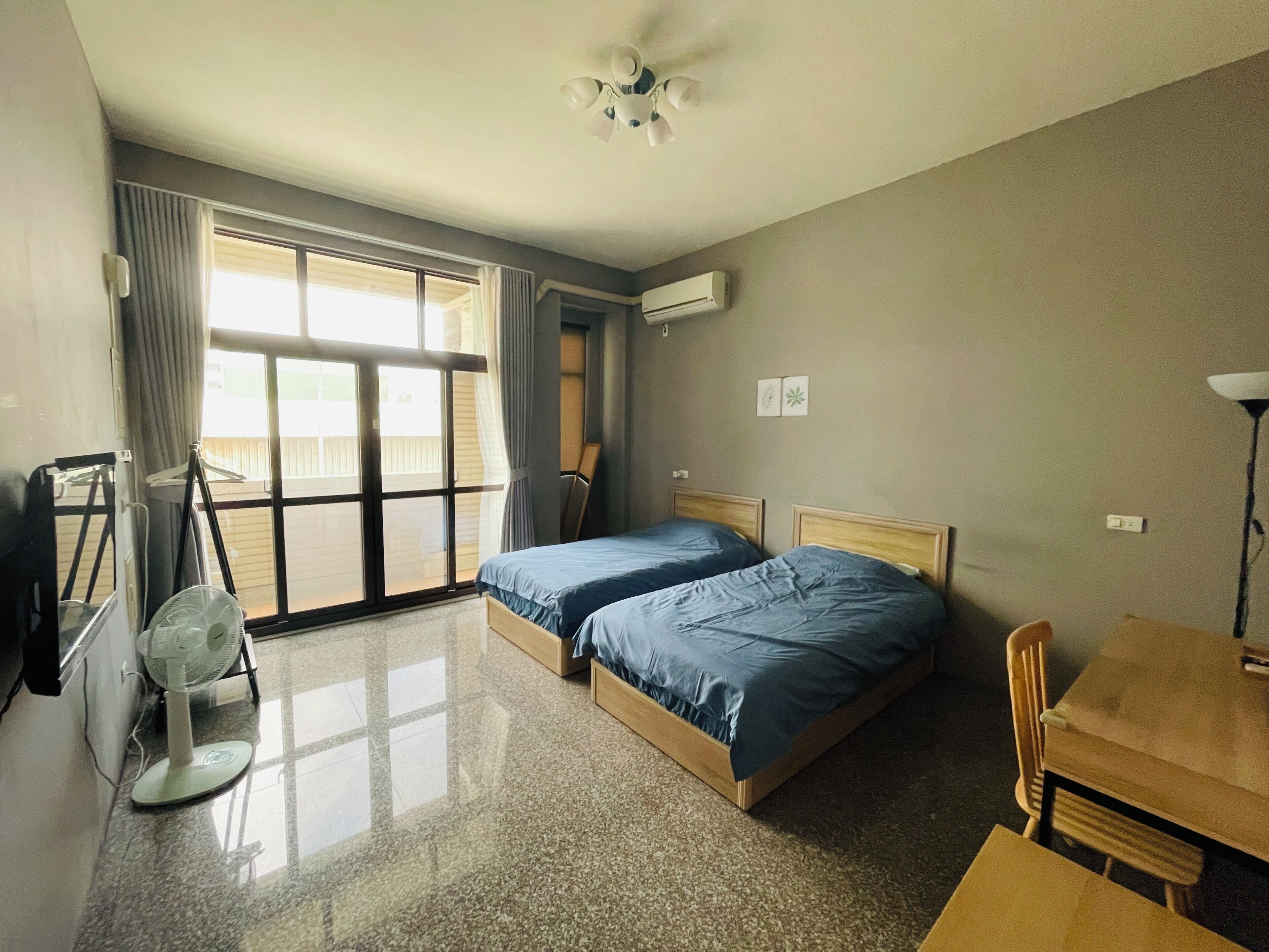 Classic Double Room, Balcony | Minibar, desk, laptop workspace, free WiFi