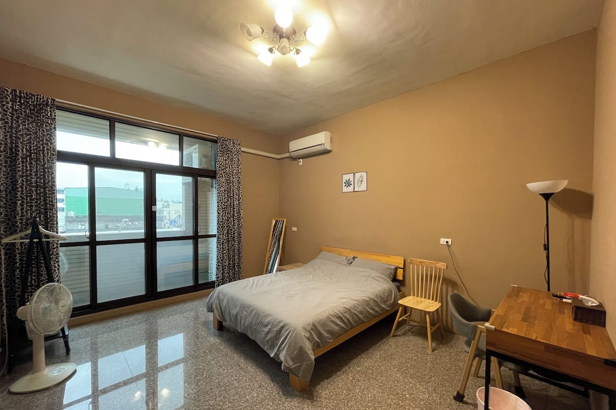 4 chambres, minibar, bureau, espace de travail pour ordinateur portable