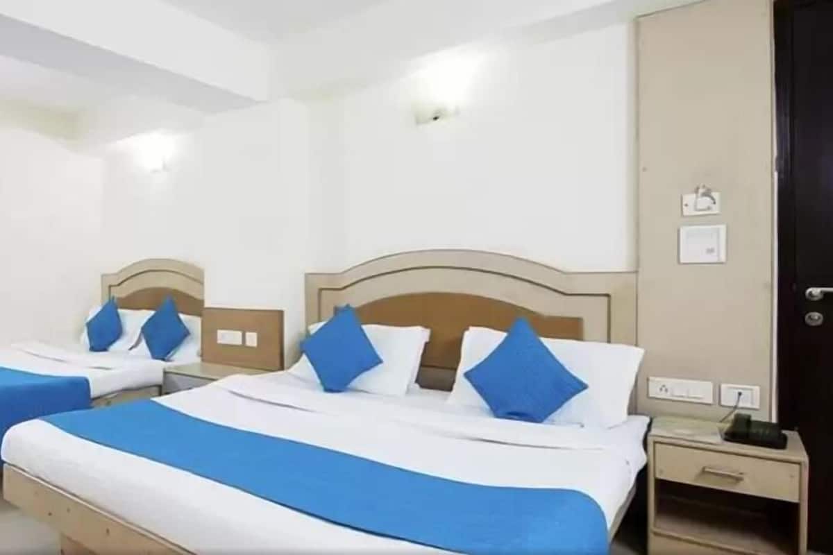 Rollaway beds, free WiFi