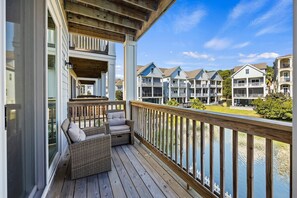 Property grounds - Pet Friendly | Private Pool | Walk to Beach | Lagoon Views (Hilton Head Island)
