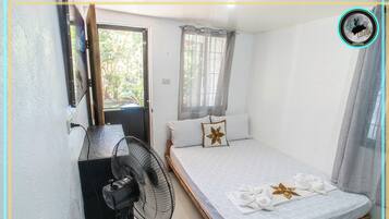 2 bedrooms, WiFi, bed sheets, wheelchair access