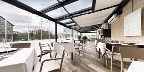 Restaurant - Hostal Residencia Victoria (Vedra)