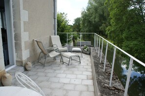 Phòng đôi | Hiên