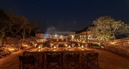 Ndhula Luxury Tented Lodge
