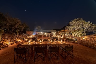 Ndhula Luxury Tented Lodge