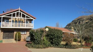 Front of property - Fairview Cottages (Clarens)