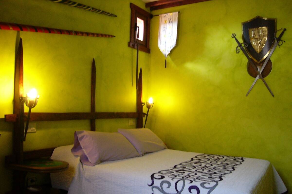 Chambre Double (Medieval)