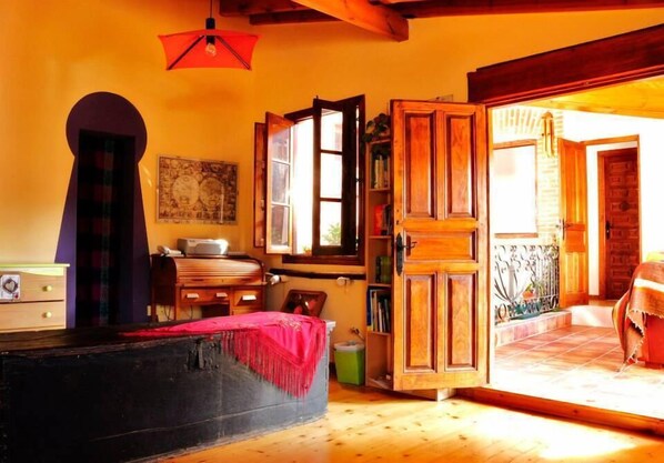 Interior - Hotel Rural La Rosa de los Tiempos (Villaobispo)