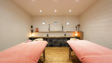 Couples treatment room(s), body treatments, aromatherapy