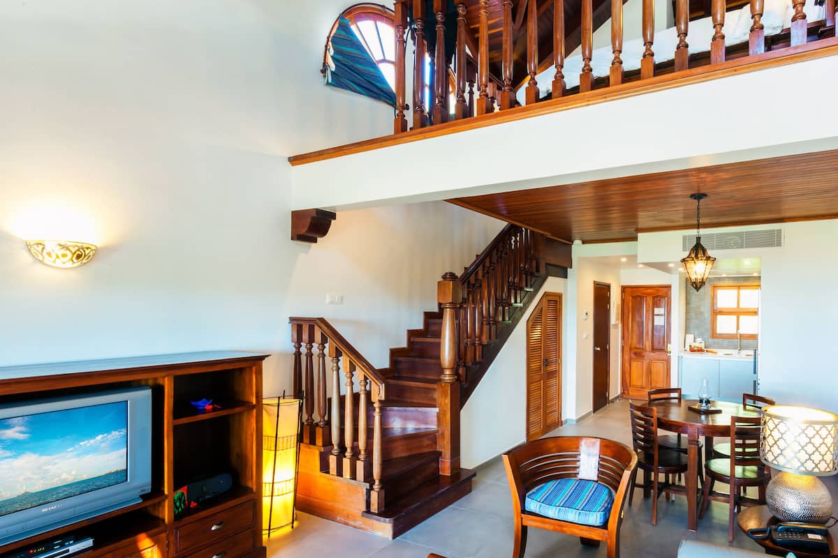 Deluxe Loft