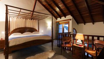 Loft Majestueux | Literie de qualité supérieure, couette en duvet d'oie, surmatelas