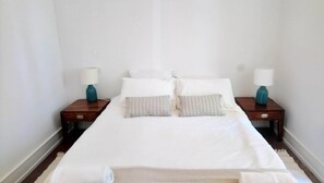 2 chambres, fer et planche Ă repasser, Wi-Fi, literie fournie
