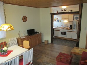 Basic-Apartment (Schwalbennest) | Wohnbereich