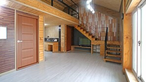 Hus (1) | Vardagsrum | Platt-tv
