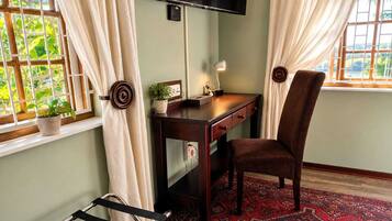Executive Double Room | Minibar (some free items), in-room safe, desk, soundproofing