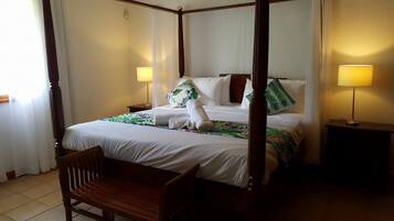 Standard Double Room | Minibar, soundproofing, free WiFi, bed sheets