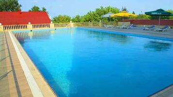 Indoor pool, seasonal outdoor pool