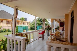 Balcony - Ezra boutique villa (Kigali)