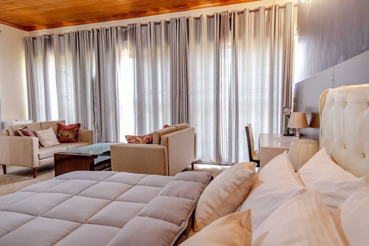 Executive suite, 1 tweepersoonsbed | 4 slaapkamers, gratis wifi, beddengoed